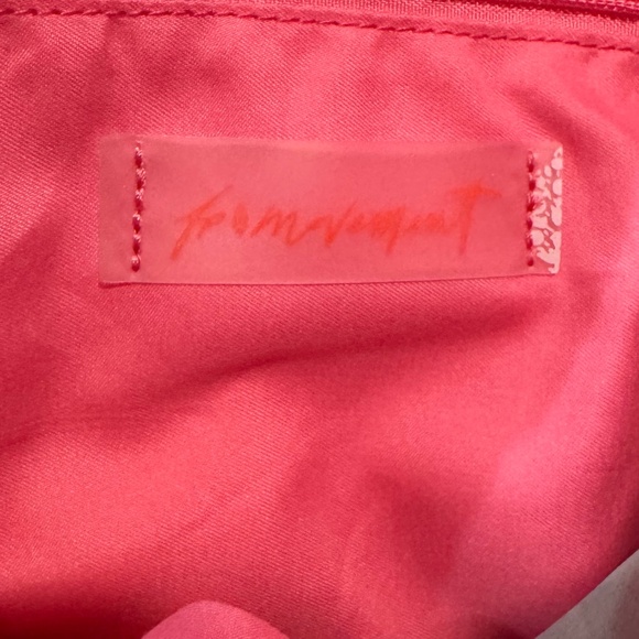 Free People FP Movement Quilted Carryall Bubblegum - Picture 4 of 5